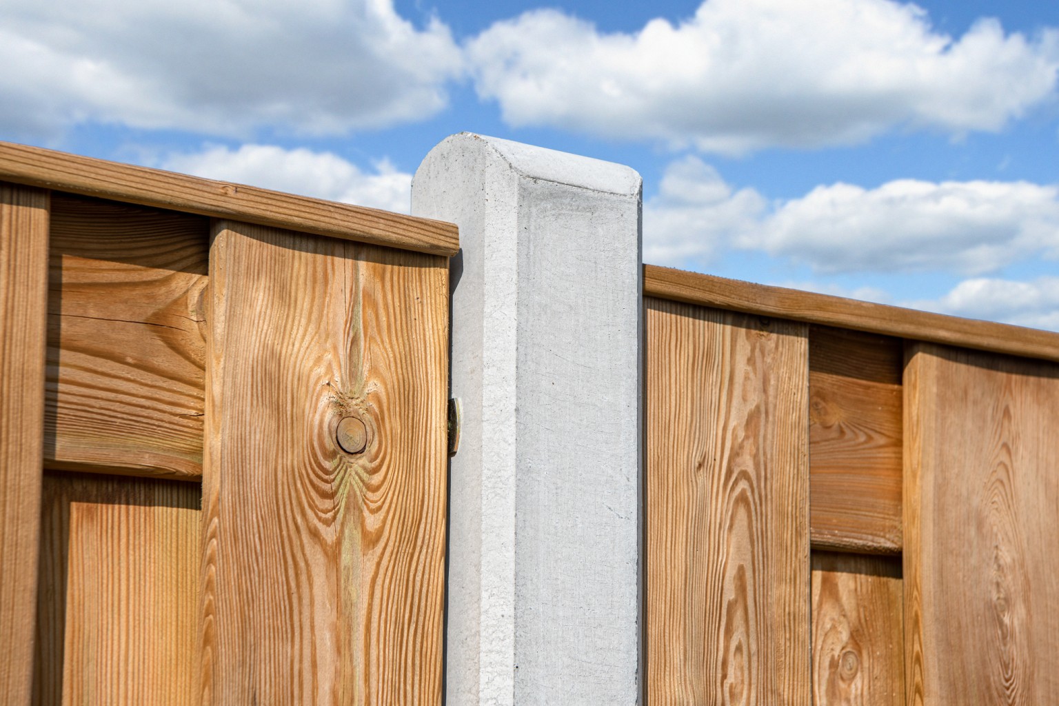 66901cda2263a-58bf20855cdb9ef23ce57f8618b8e60c628947ba-p003527-r-v04-0-202104jpg