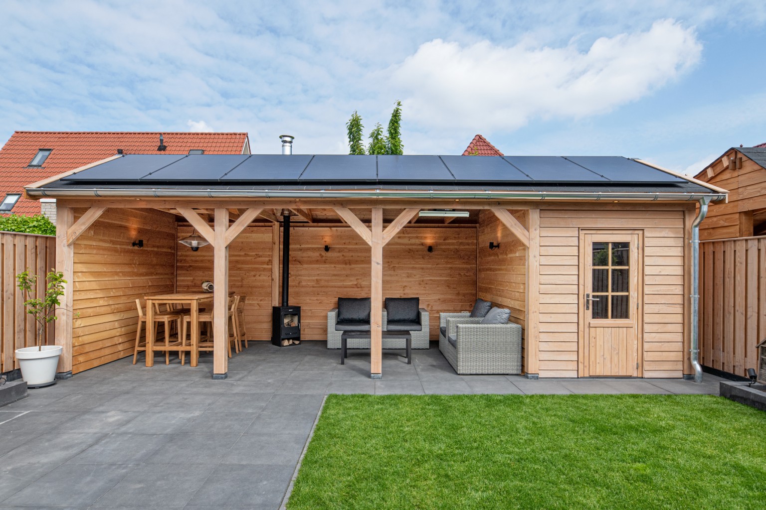 66901752642c8-8a3fdcddcf56ad523ce48e81a10a24d1452032ef-p066348-r-v02-0-202104jpg